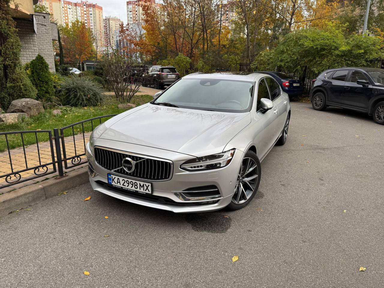 Volvo S90