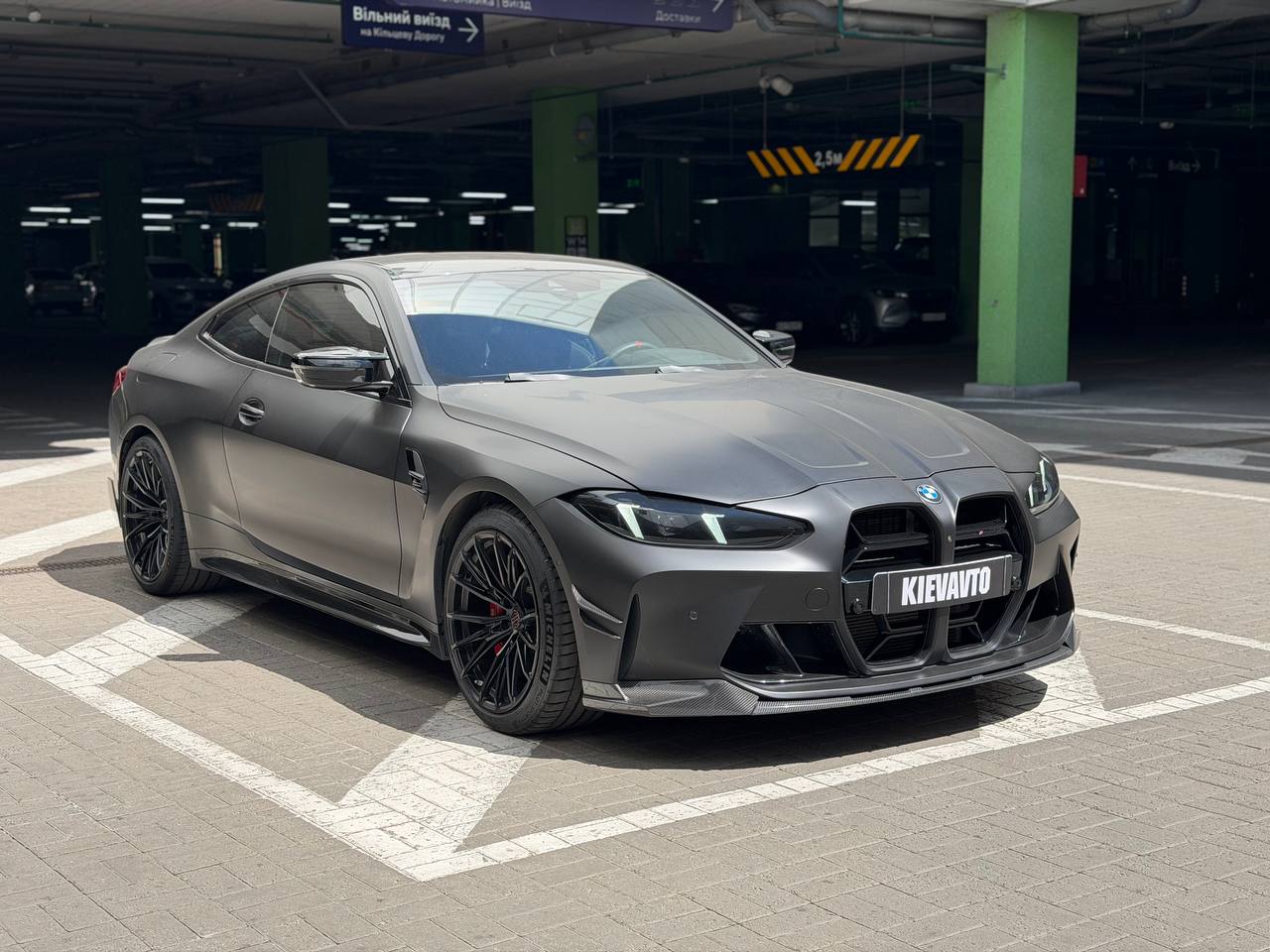 BMW M4 — фото 1