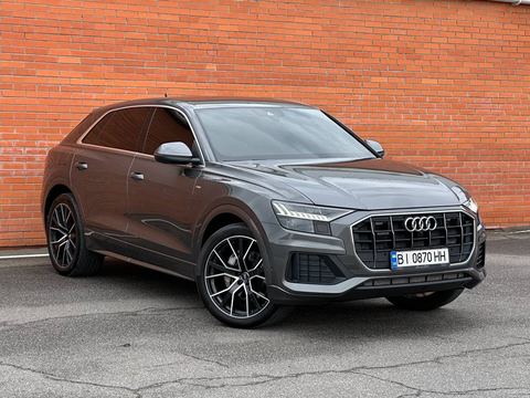 Audi Q8