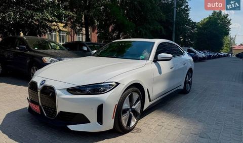 BMW i4