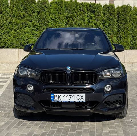 BMW X5 M50d