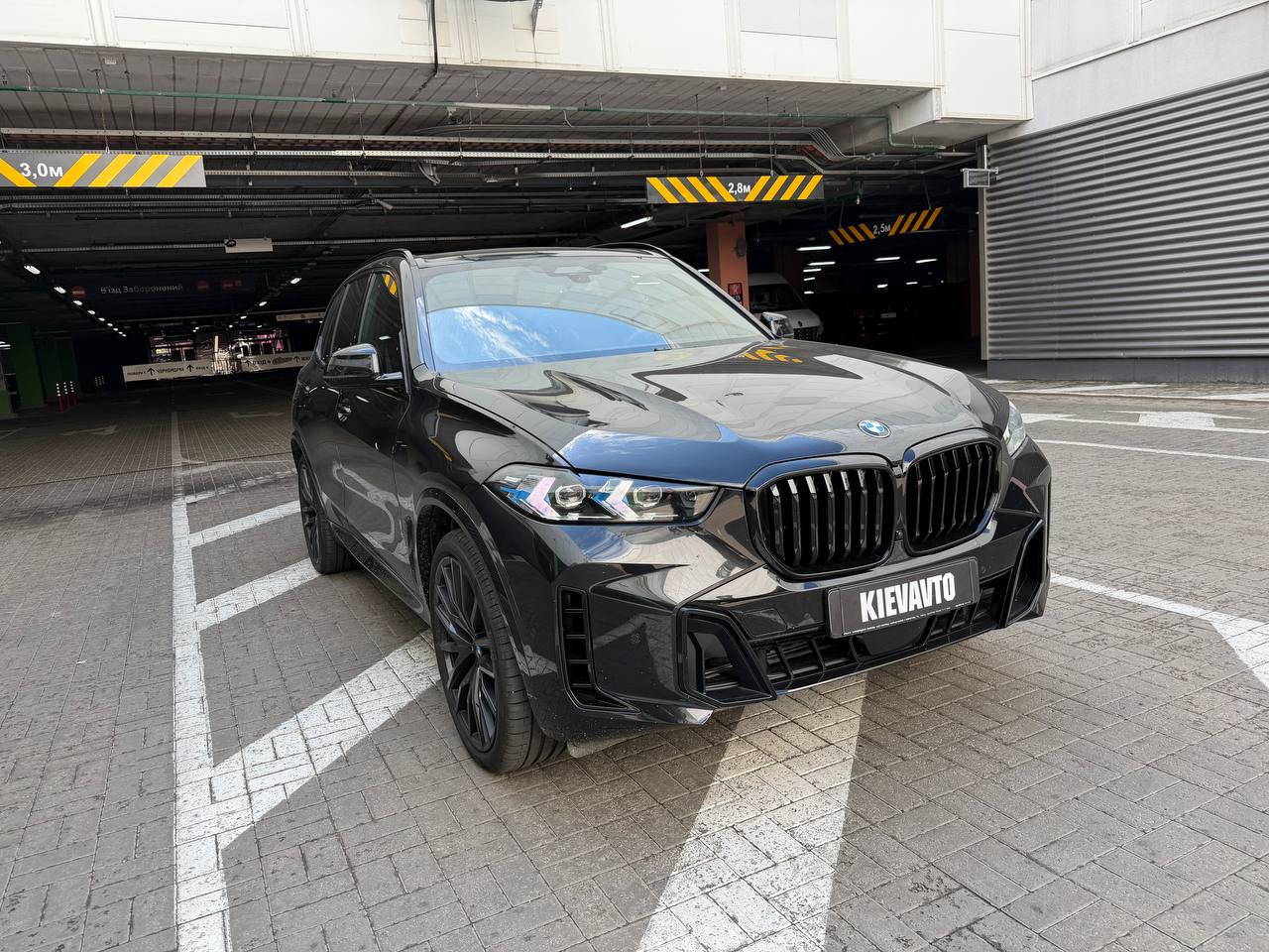 BMW X5 — фото 1