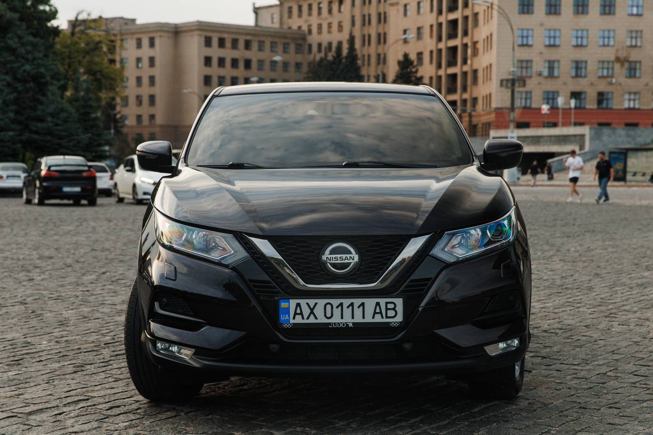 Nissan Qashqai — фото 1