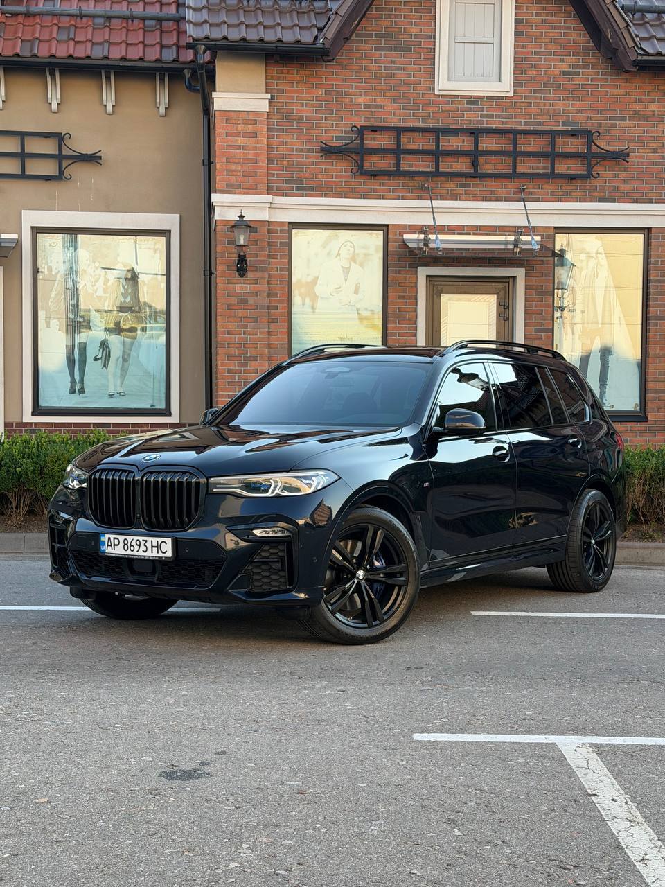 BMW X7 M50d — фото 1