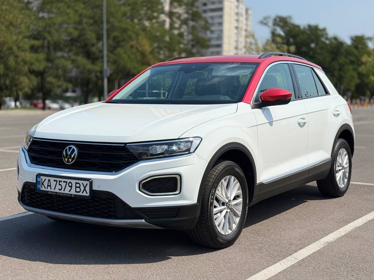 Volkswagen T-ROC — фото 1