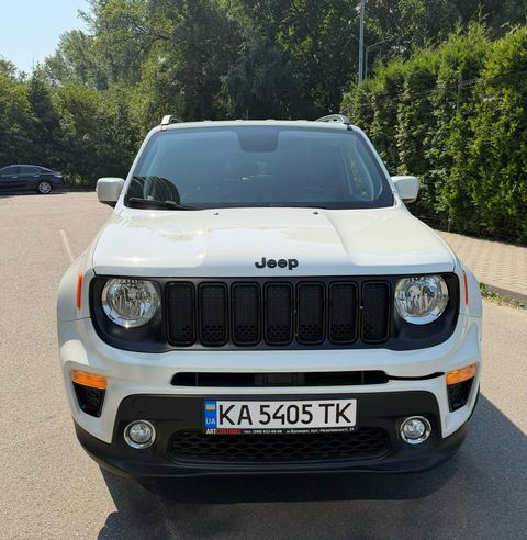 Jeep Renegade — фото 1