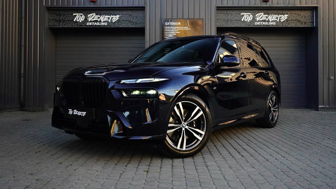 BMW X7 Xdrive 40D — фото 1
