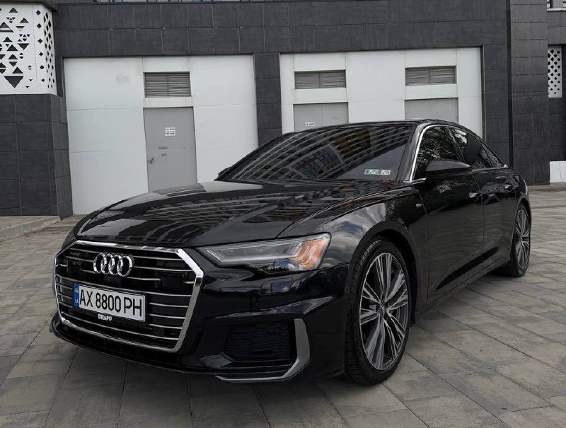 Audi A6 — фото 1