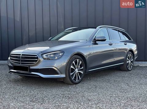 Mercedes-Benz E300de