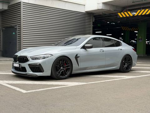 BMW M8