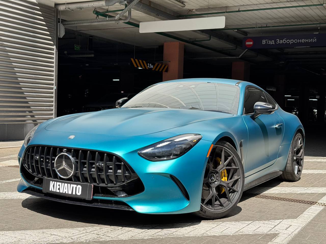Mercedes-Benz AMG GT — фото 1