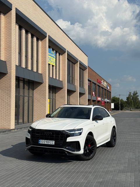 Audi Q8