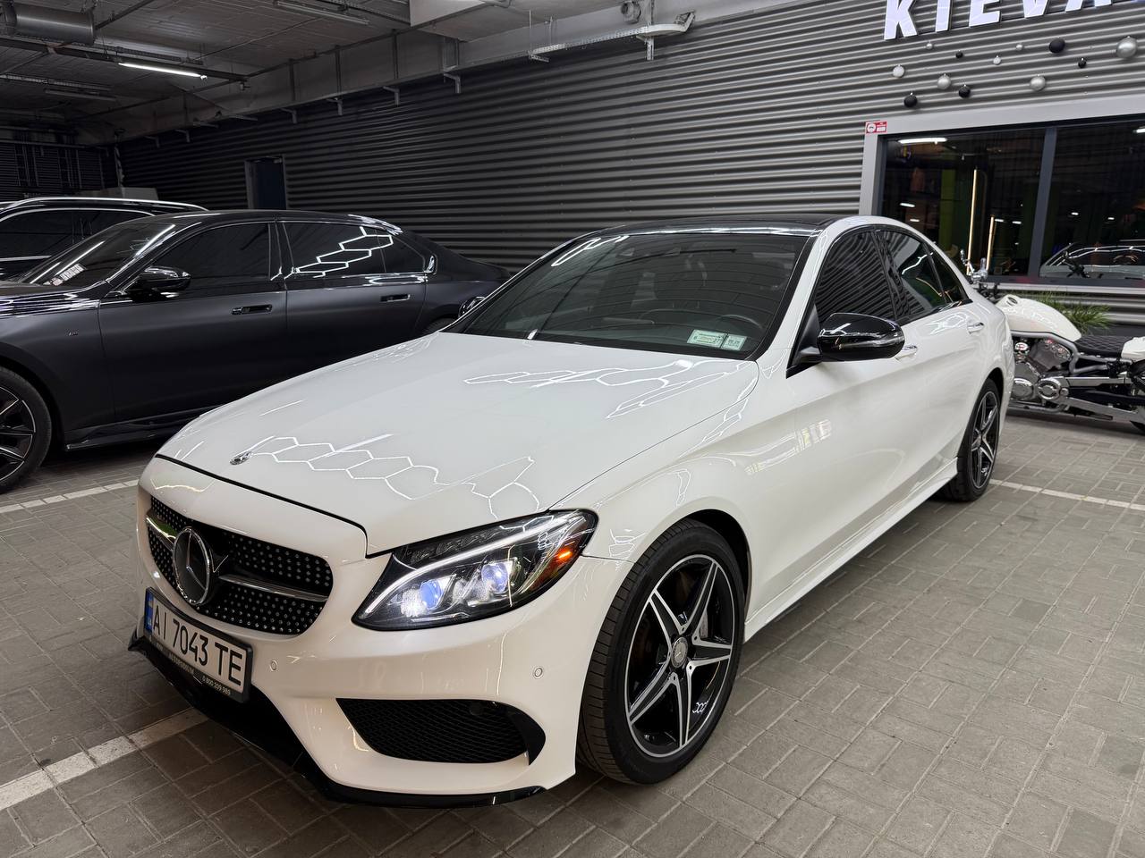 Mercedes-Benz C450 AMG — фото 1