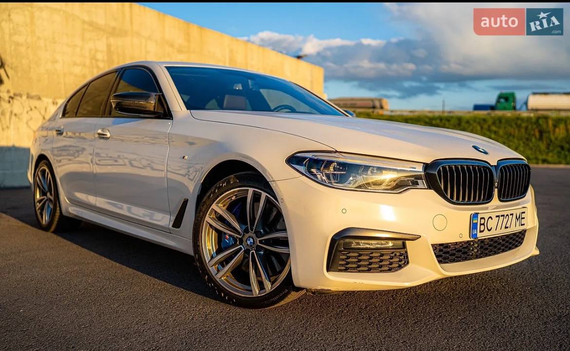 BMW 540I — фото 1