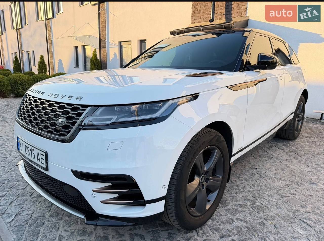 Land Rover Range Rover Velar R-dynamic Se — фото 1