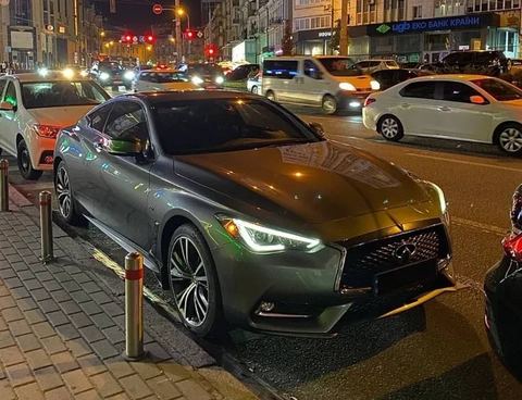 Infiniti Q60