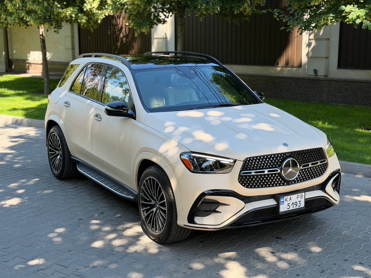 Mercedes-Benz GLE 350 — фото 1