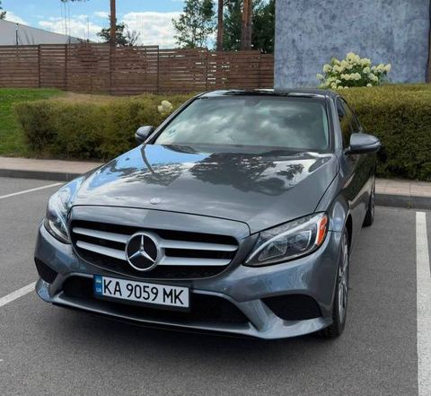 Mercedes-Benz C350e — фото 1