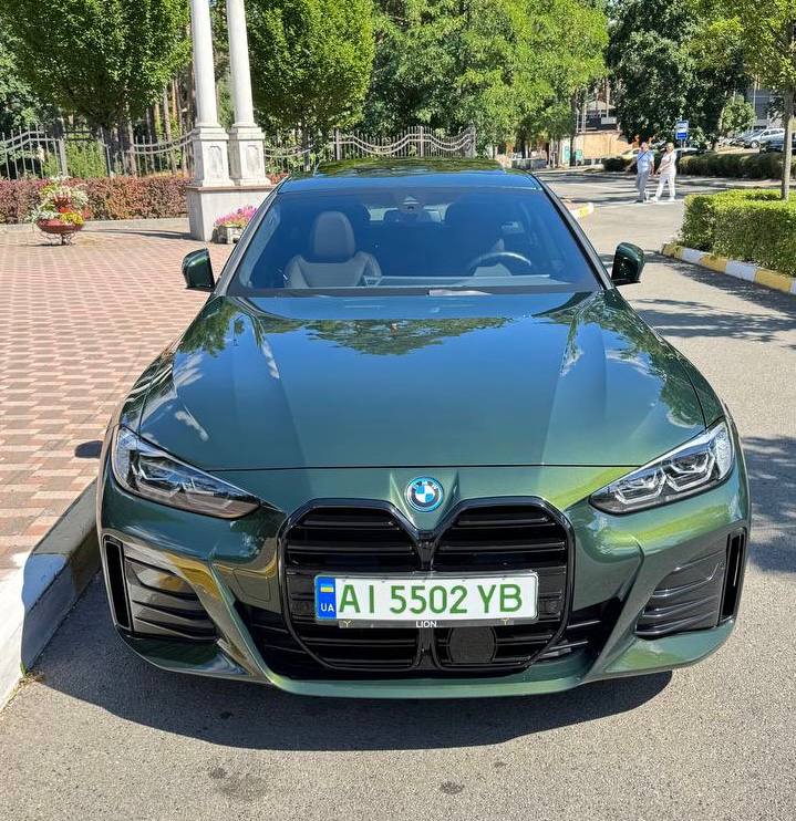 BMW i4 — фото 1