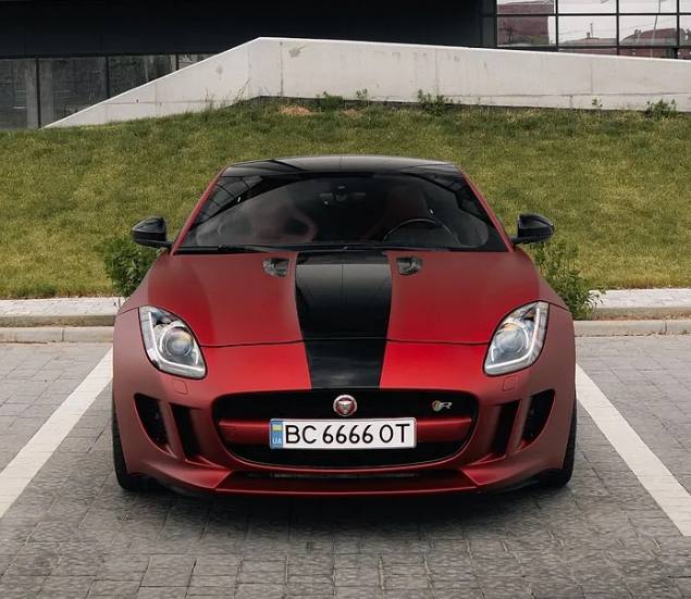 Jaguar F-TYPE — фото 1