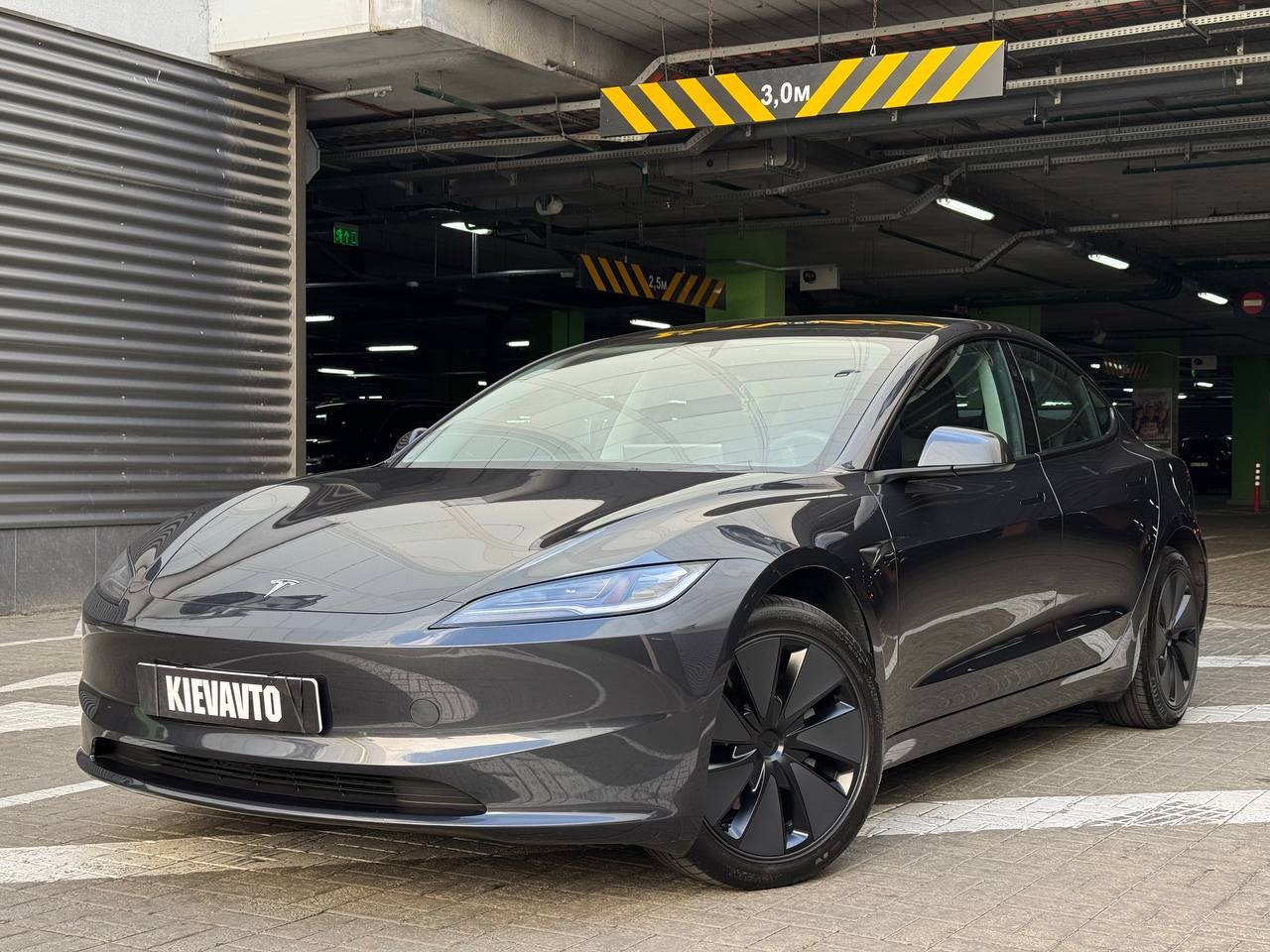 Tesla Model 3 Longe Range — фото 1