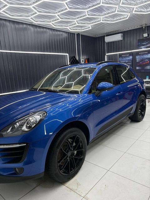 Porsche Macan S