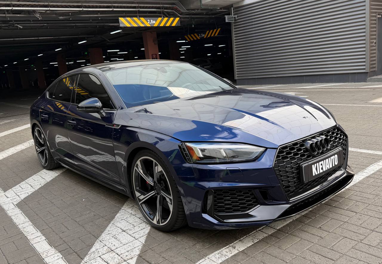 Audi RS 5 — фото 1