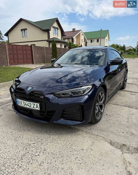 BMW i4