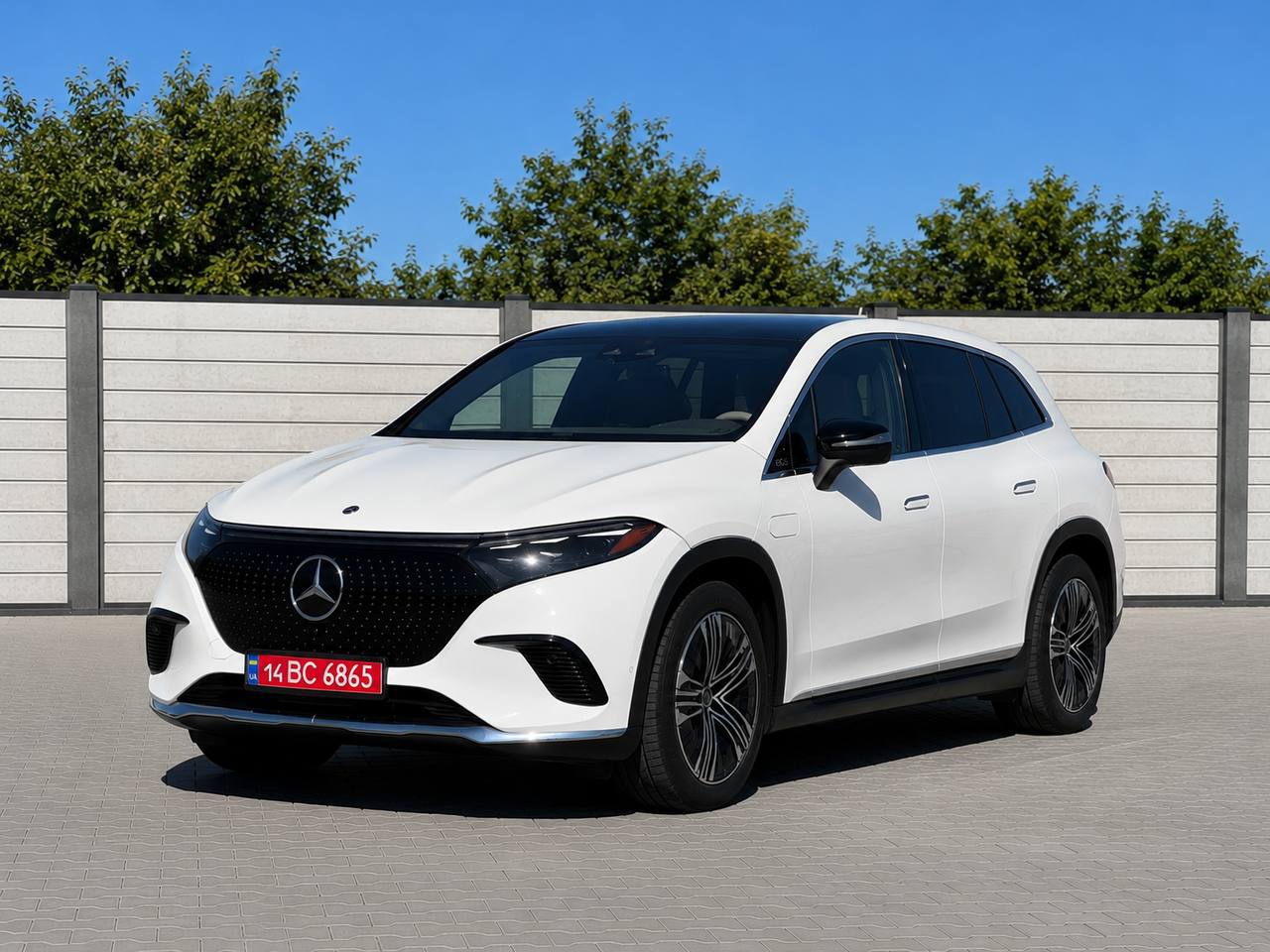 Mercedes-Benz EQS-Class SUV — фото 1