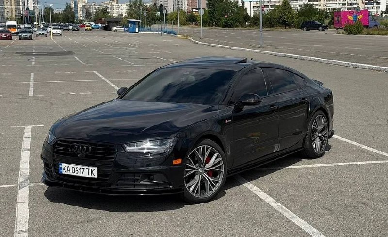 Audi A7 — фото 1
