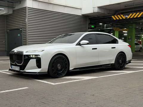 BMW 760i