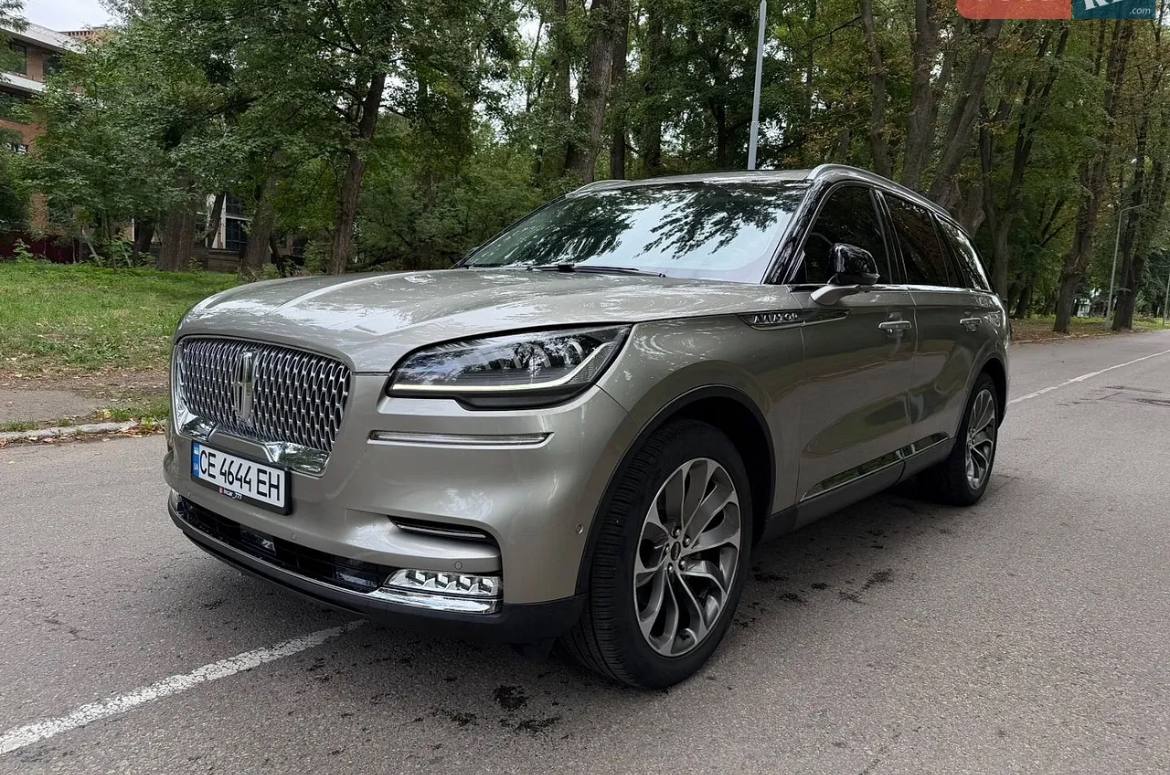 Lincoln Aviator — фото 1