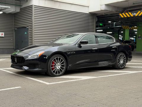 Maserati Quattroporte