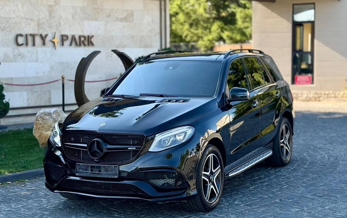 Mercedes-Benz ML 400 — фото 1