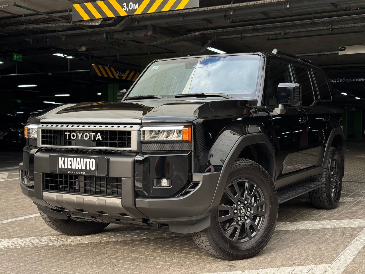 Toyota Land Cruiser Prado — фото 1