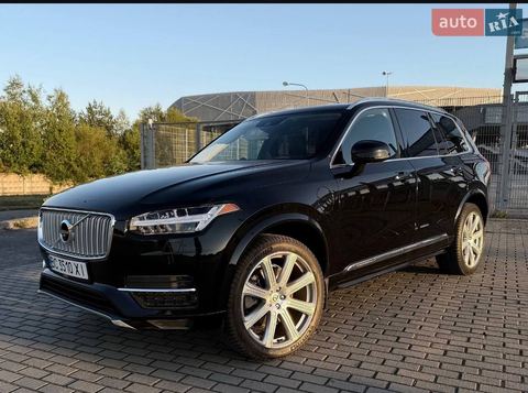 Volvo XC90