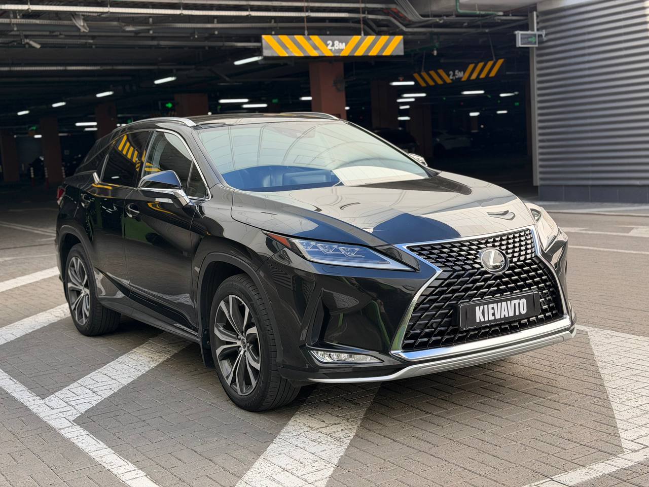 Lexus RX — фото 1