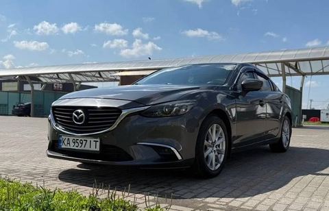 Mazda 6