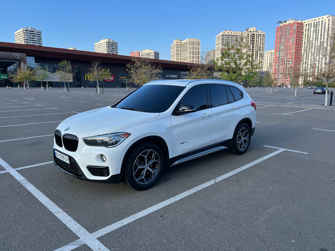 BMW X1 — фото 1