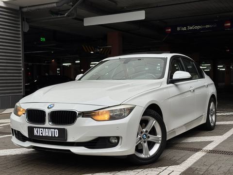 BMW 328i
