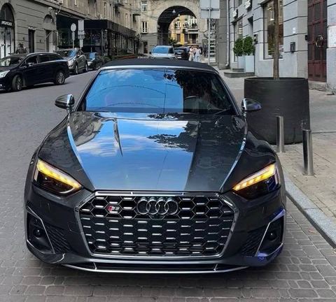Audi S5