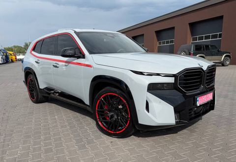 BMW XM