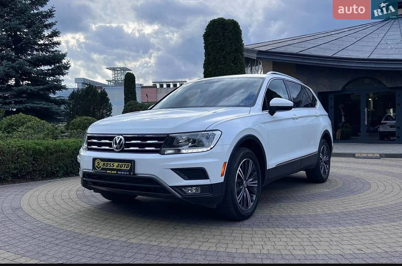Volkswagen Tiguan — фото 1