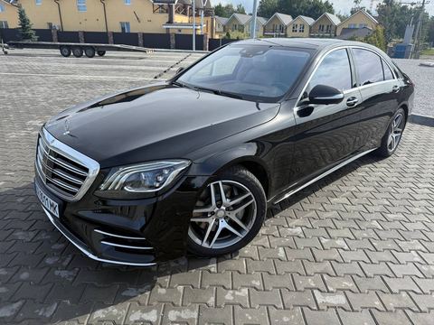 Mercedes-Benz S560
