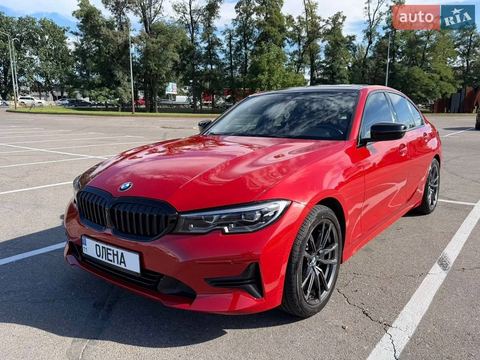 BMW 330i