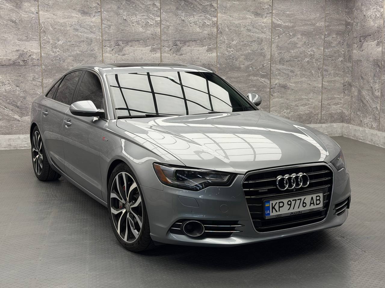 Audi A6 — фото 1