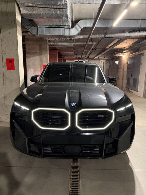 BMW XM