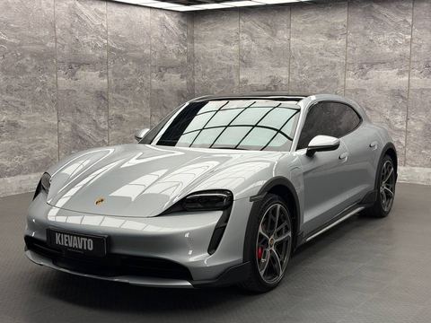 Porsche Taycan Cross Turismo 4s