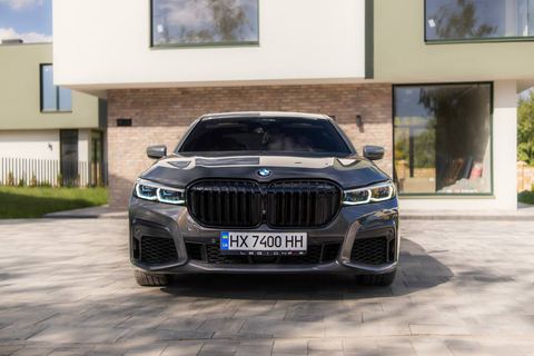 BMW 750i
