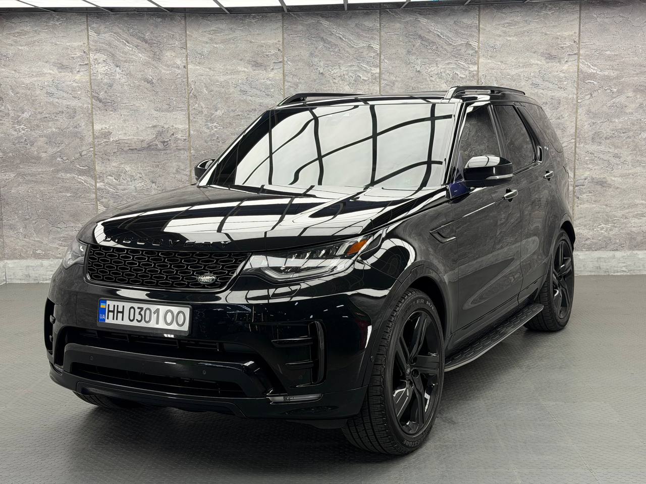 Land Rover Discovery — фото 1